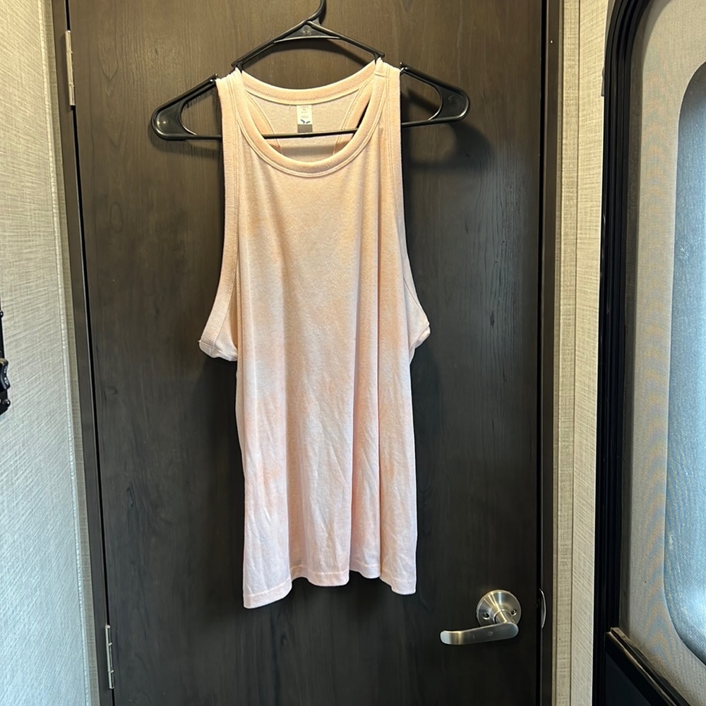 Razorback tank